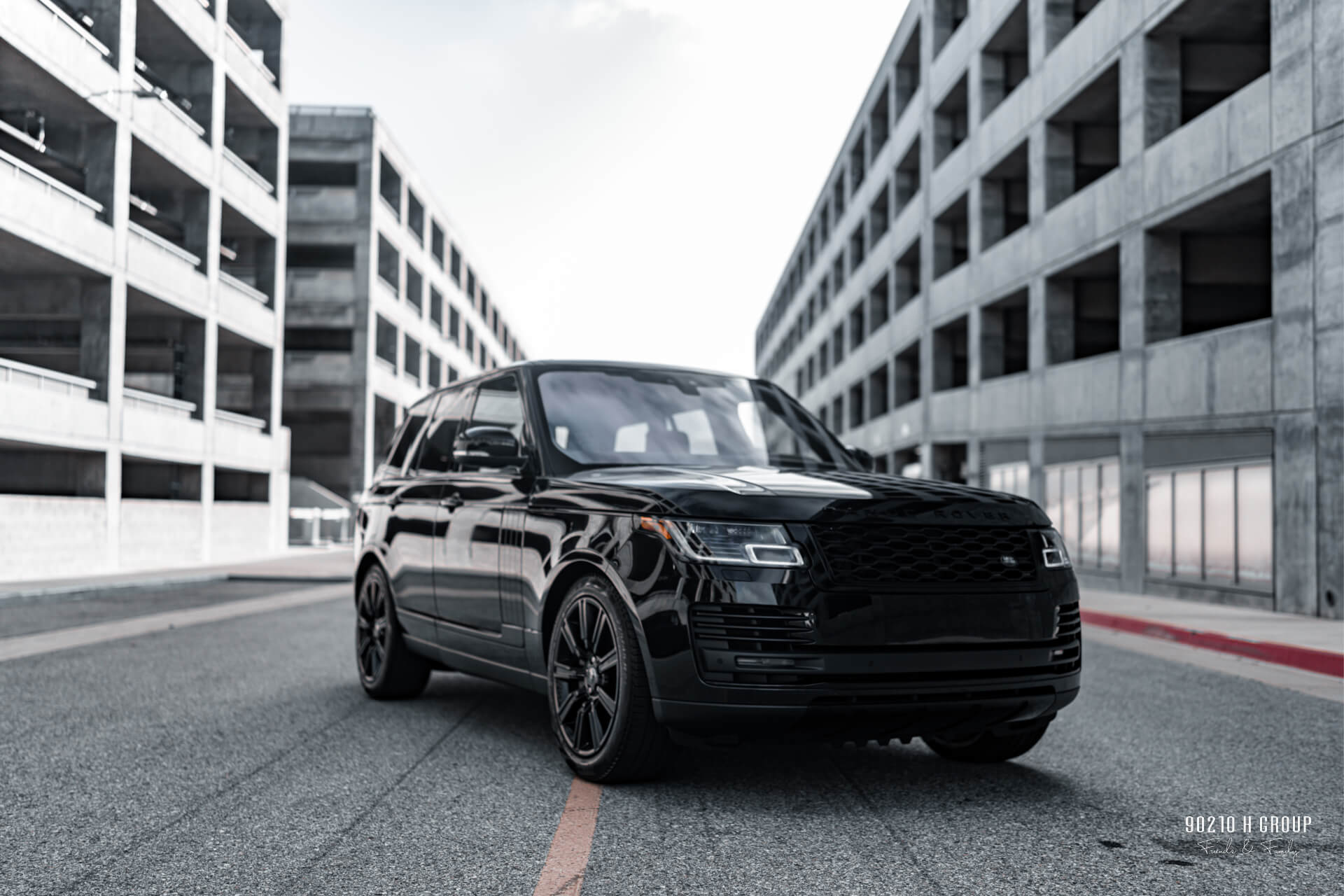 Range Rover HSE Black Rental in Los Angeles - 90210 H Group